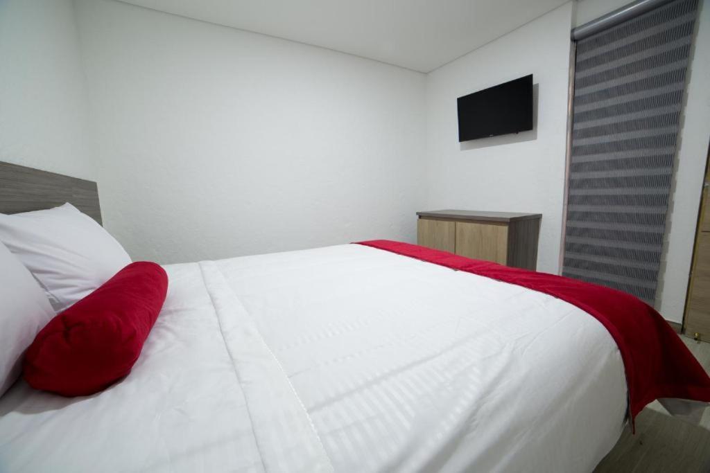 מדיין Hotel Med 70 מראה חיצוני תמונה