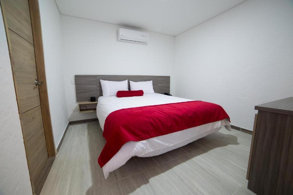 מדיין Hotel Med 70 מראה חיצוני תמונה