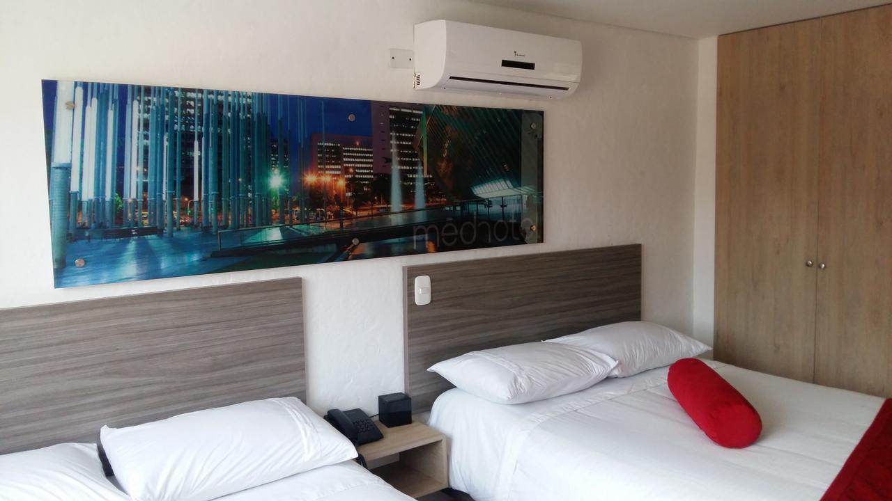 מדיין Hotel Med 70 מראה חיצוני תמונה
