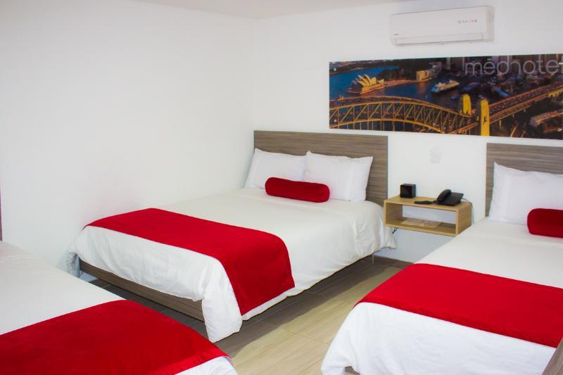 מדיין Hotel Med 70 מראה חיצוני תמונה